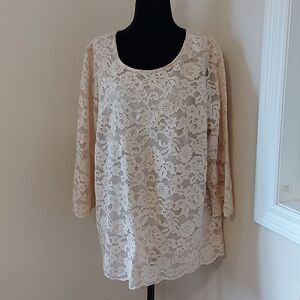 Adiva lace top sz. XL